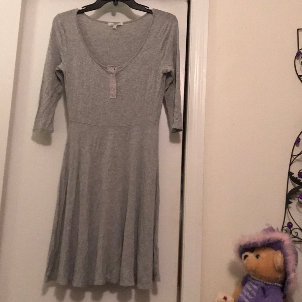 Gray tee shirt dress